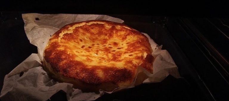La auténtica tarta de queso al horno estilo La Viña, una de las mejores del mundo. Tremendamente sencilla, suave y cremosa