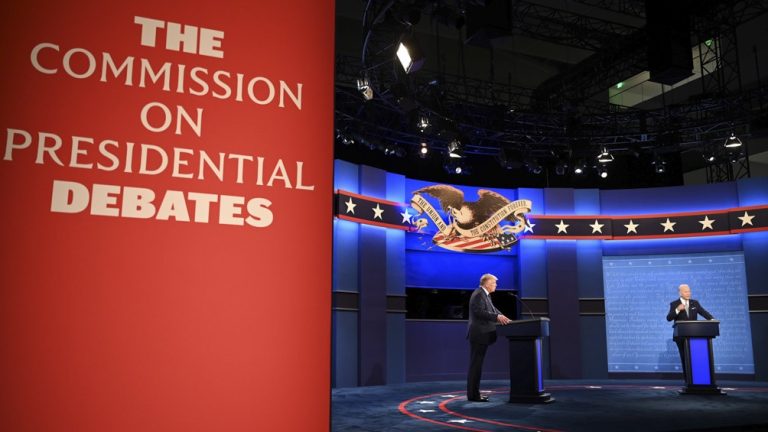 Entre gritos y mucha tensión, Trump y Biden se mostraron los dientes en el primer debate presidencial