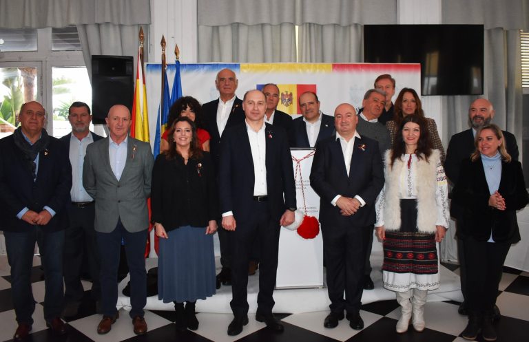 Málaga acoge la fiesta nacional de Moldavia, la llegada del Martisor