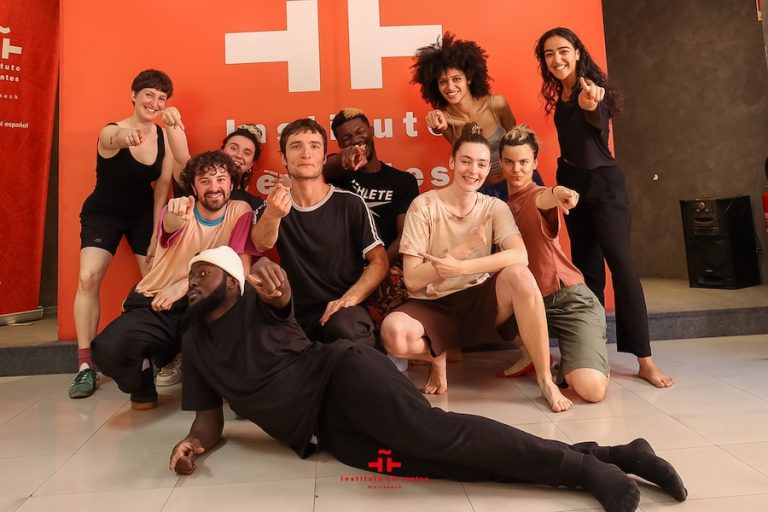 El Cervantes con la «Danza Contemporánea de Marrakech On Marche»
