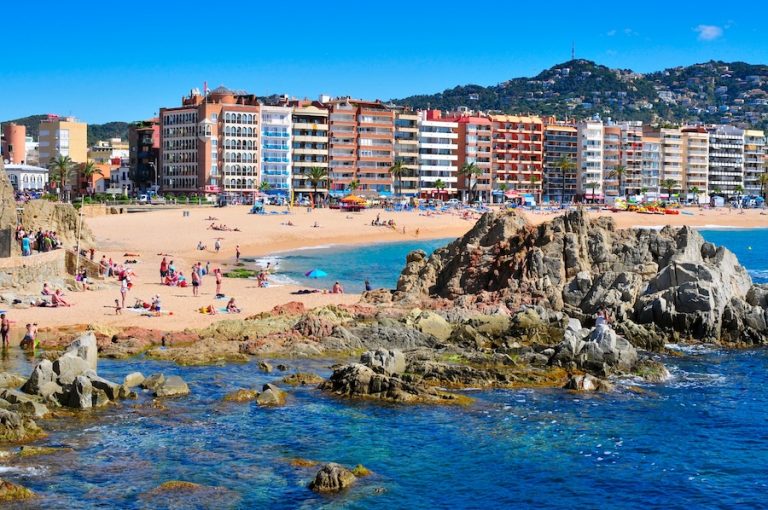 España recibe 35 millones de turistas en 2024