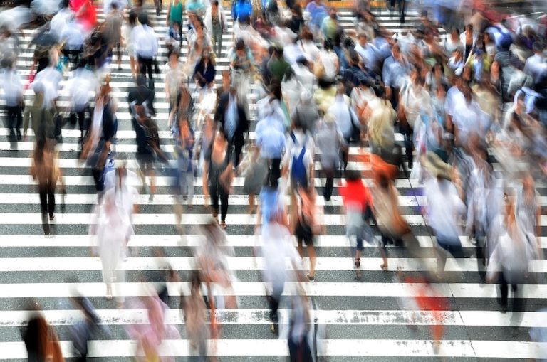 La población de España crece en 119.811 personas población