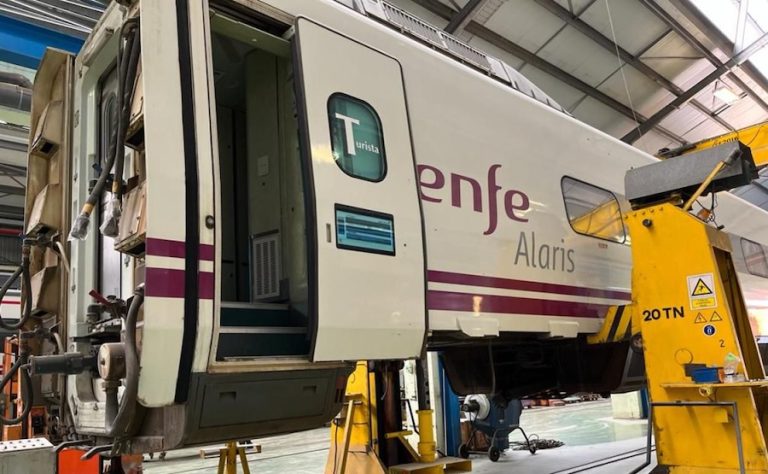 Anuncio de ERE en el taller de RENFE de Los Prados (Málaga)