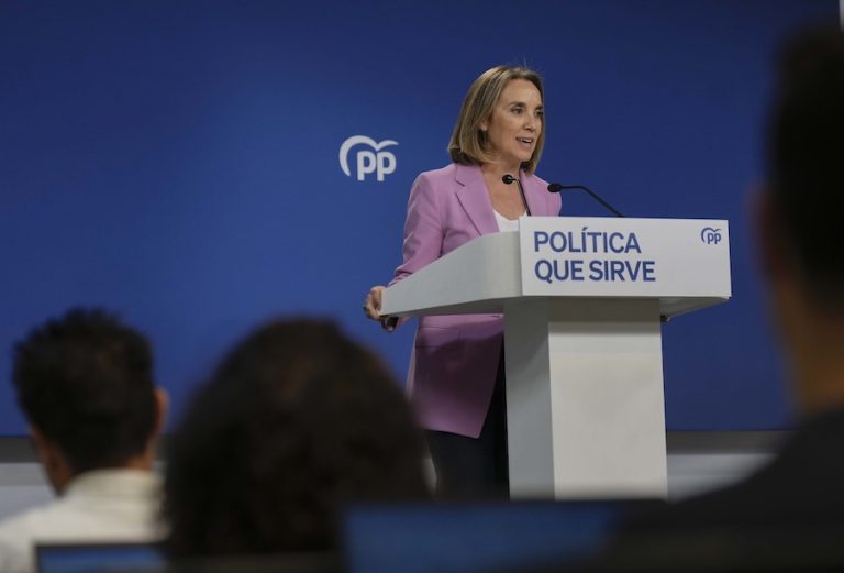 El PP se inclina por el ‘no’ a la reducción de la jornada laboral a 37,5 horas de Yolanda Díaz