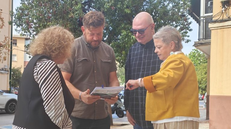 Con Málaga exige la reparación urgente de las pistas deportivas junto al CEIP José Calderón en Campanillas