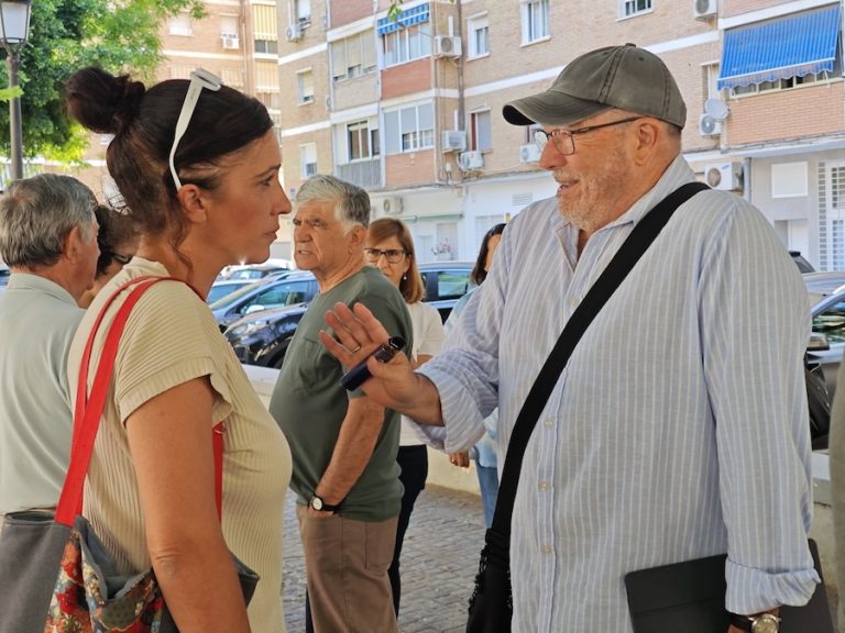 Morillas acusa al PP de “llenar Málaga de ratas y criminalizar a los vecinos” y exige un plan de choque inmediato